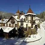 Vezha Vedmezha Hotel 4*