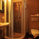 Vezha Vedmezha Hotel