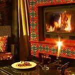 Hotel Vezha Vedmezha Volosyanka (Lviv)