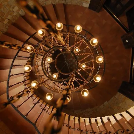 Hotel Vezha Vedmezha 4*