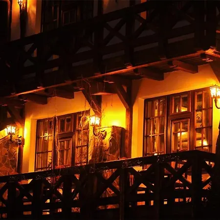 Vezha Vedmezha 4* Volosyanka (Lviv)