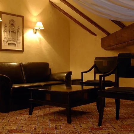 Vezha Vedmezha Hotel 4*