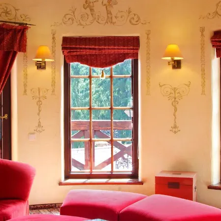 Vezha Vedmezha Hotel 4*