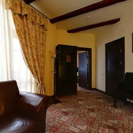 Vezha Vedmezha Hotel