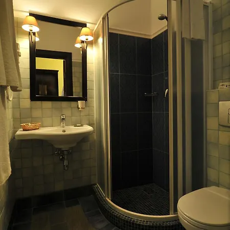 Vezha Vedmezha Hotel 4*