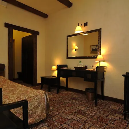 Hotel Vezha Vedmezha Volosyanka (Lviv)